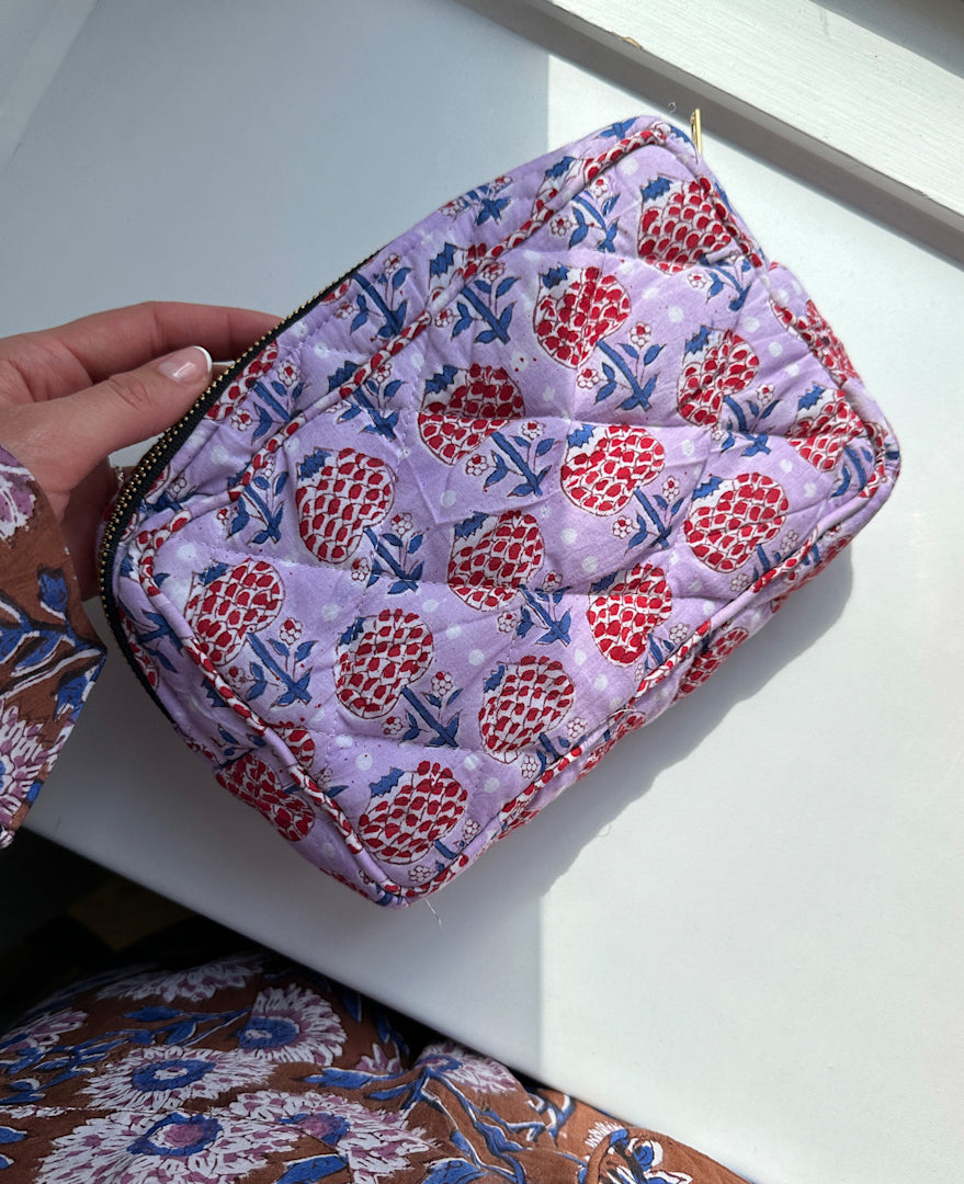 Sissel Edelbo Julie Cosmetic Bag Purple Flower