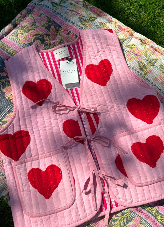 Sissel Edelbo Vest Honey Suzani Embroidery Red Heart Voksen ONESIZE